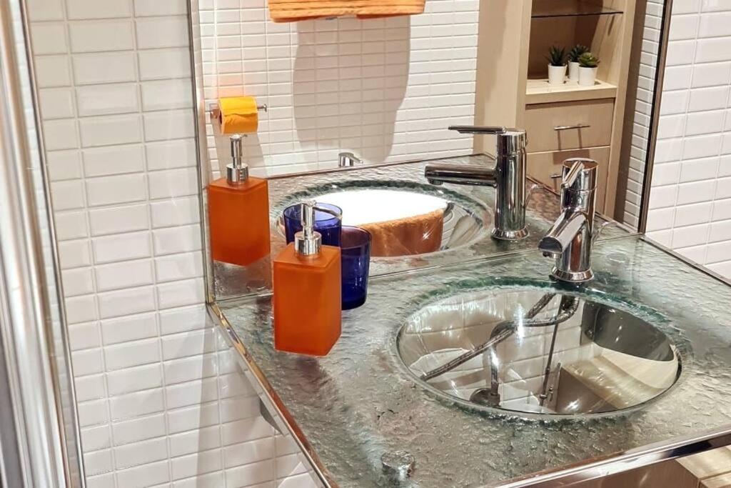 Appartamento Apartamento Coruna 400 Metros De La Playa La Coruña Esterno foto