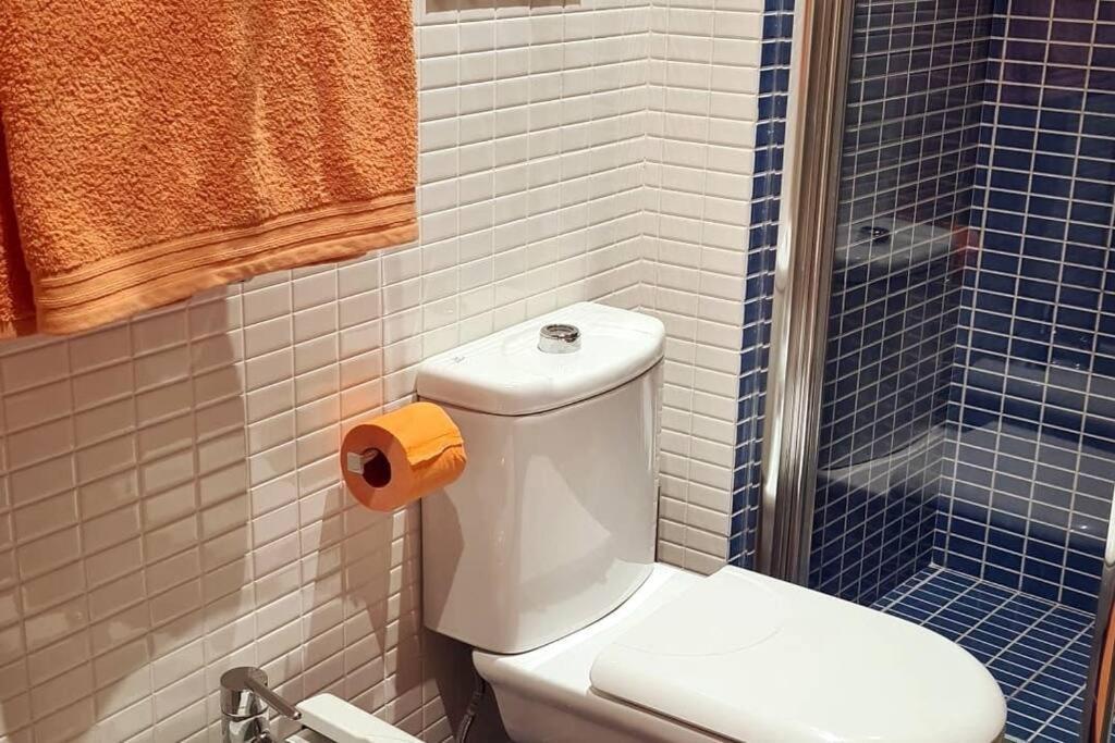 Appartamento Apartamento Coruna 400 Metros De La Playa La Coruña Esterno foto