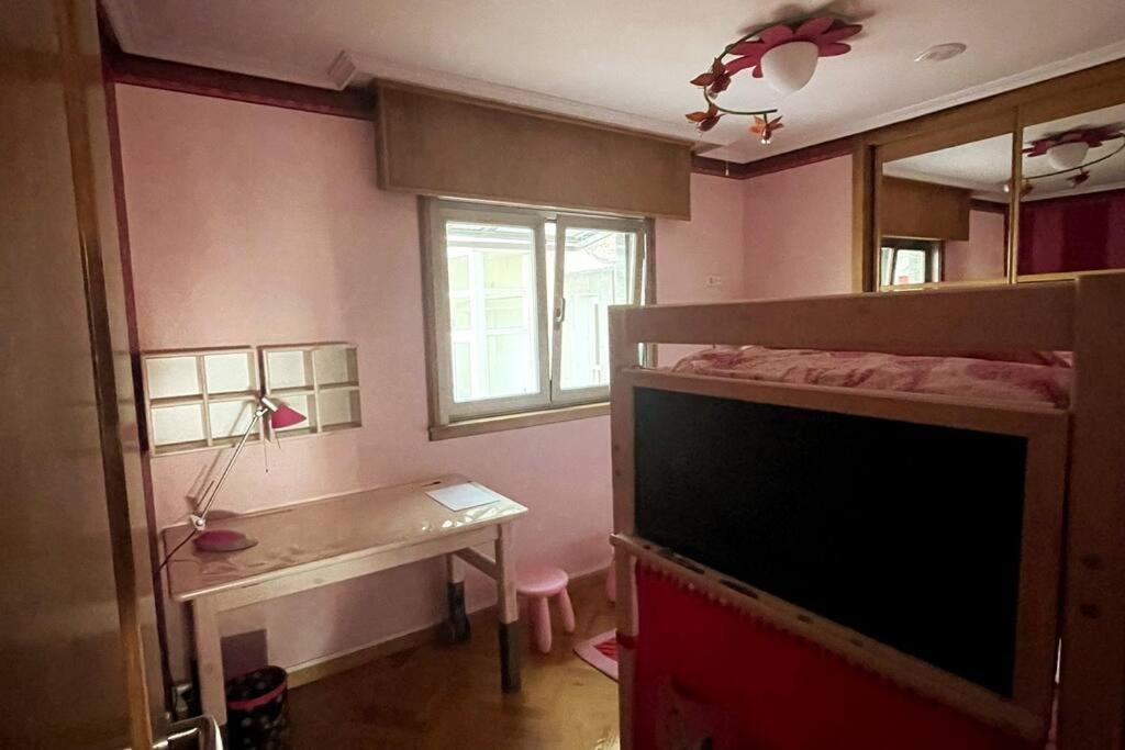 Appartamento Apartamento Coruna 400 Metros De La Playa La Coruña Esterno foto